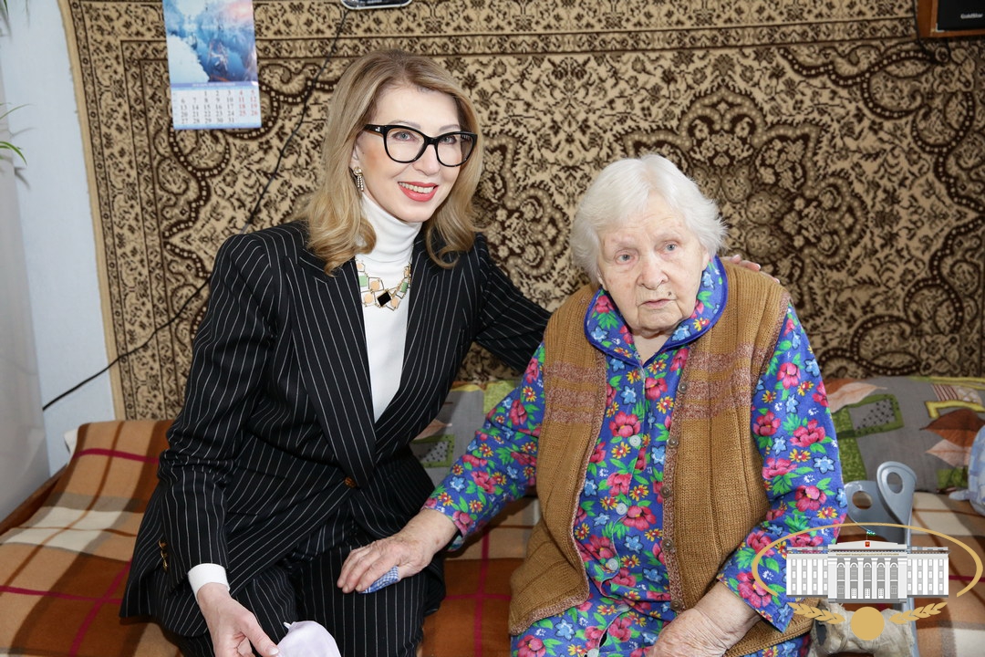 Татьяна Егорова навестила Александру Юркову