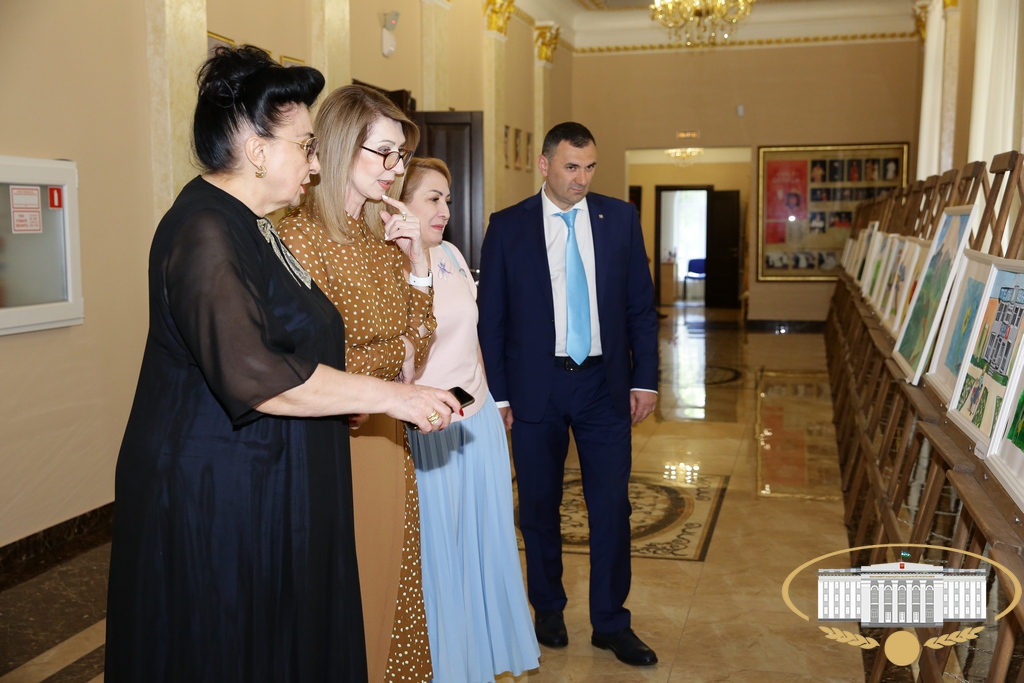Первый день рождения «Доброй среды»