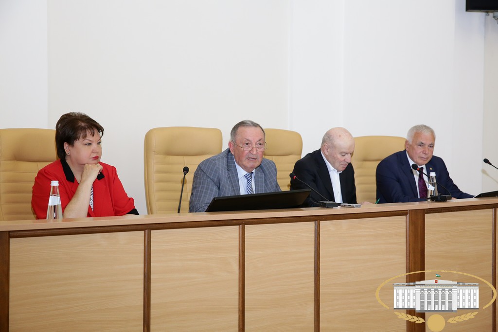Обсудили состояние систем водоотведения республики