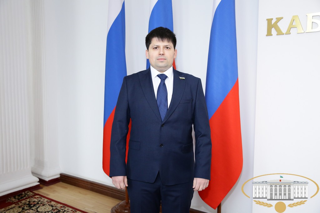 Политика добрых дел