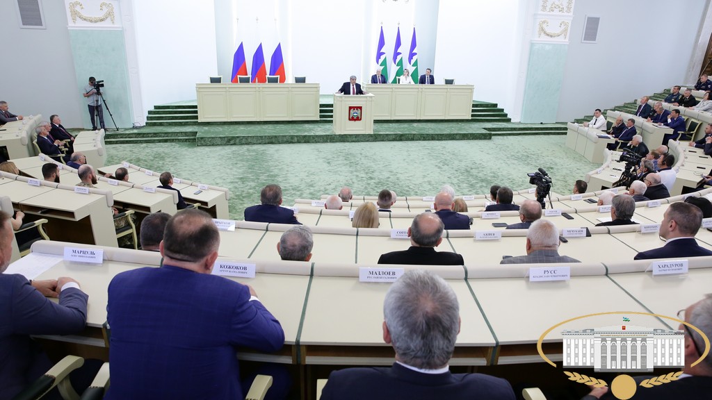 Глава КБР Казбек Коков обратился к Парламенту республики с ежегодным Посланием