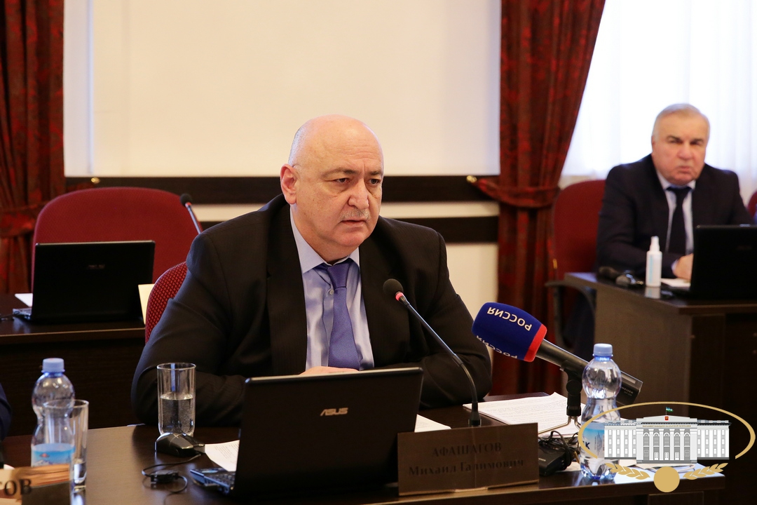 Депутаты приступают к рассмотрению главного финансового документа республики