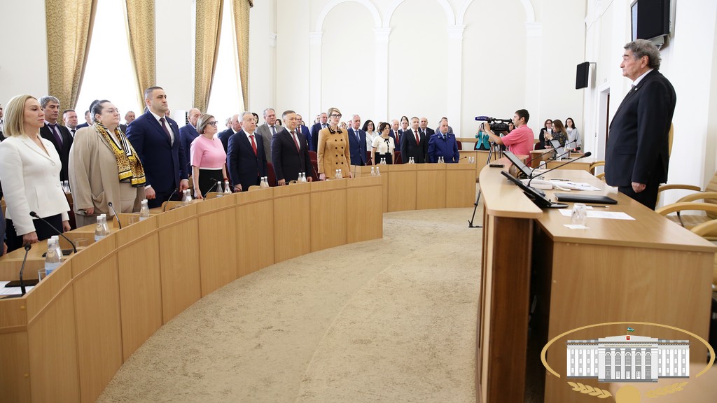 Первое заседание Парламента КБР седьмого созыва