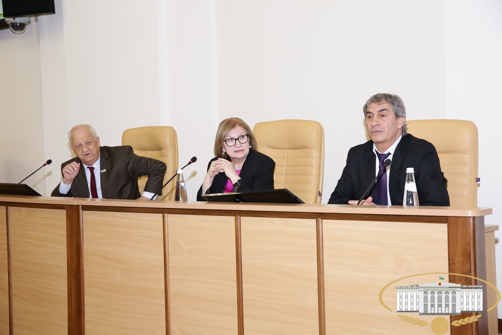 Наградили авторов лучших молодёжных проектов